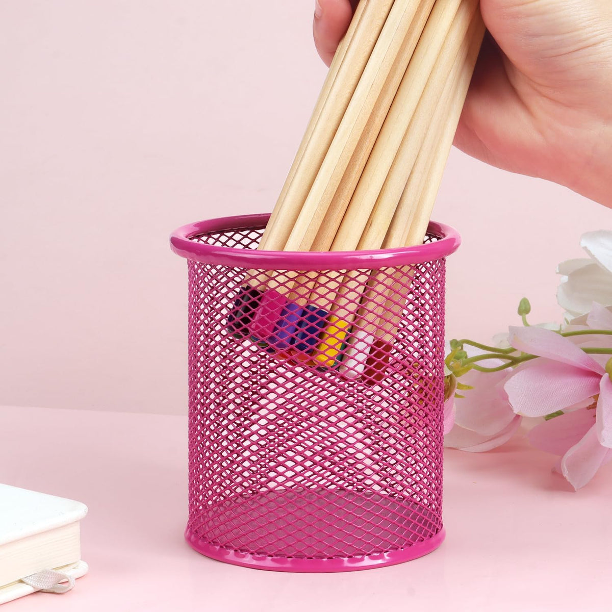 Tamaki Pen Holder Cup for Desk, Wire Mesh Pencil Cup Holder, Pink