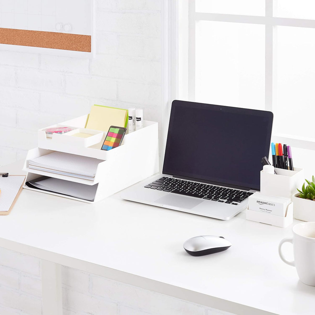 Amazon Basics Plastic Desk Organizer Pen Cup White